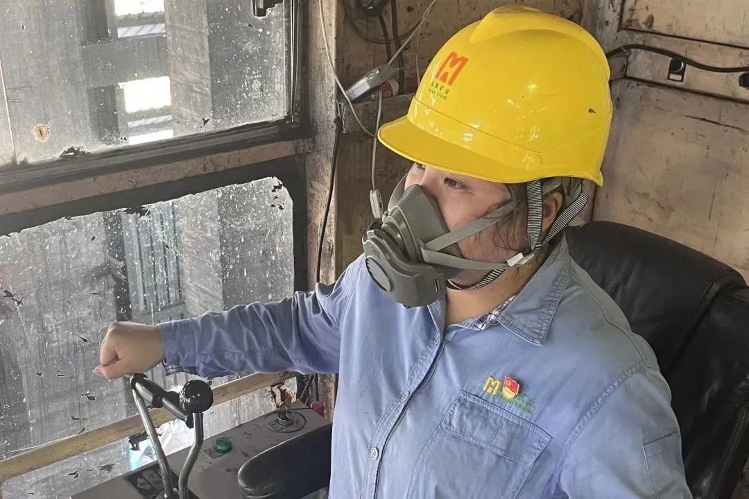 致敬“她”力量 海南礦業(yè)開展“國際婦女節(jié)”系列活動4_20240309154117.jpg