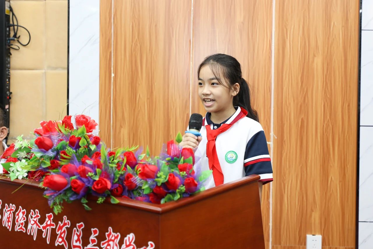 情暖校園 關(guān)愛成長 海南礦業(yè)開展六一兒童節(jié)公益捐贈活動3.jpg