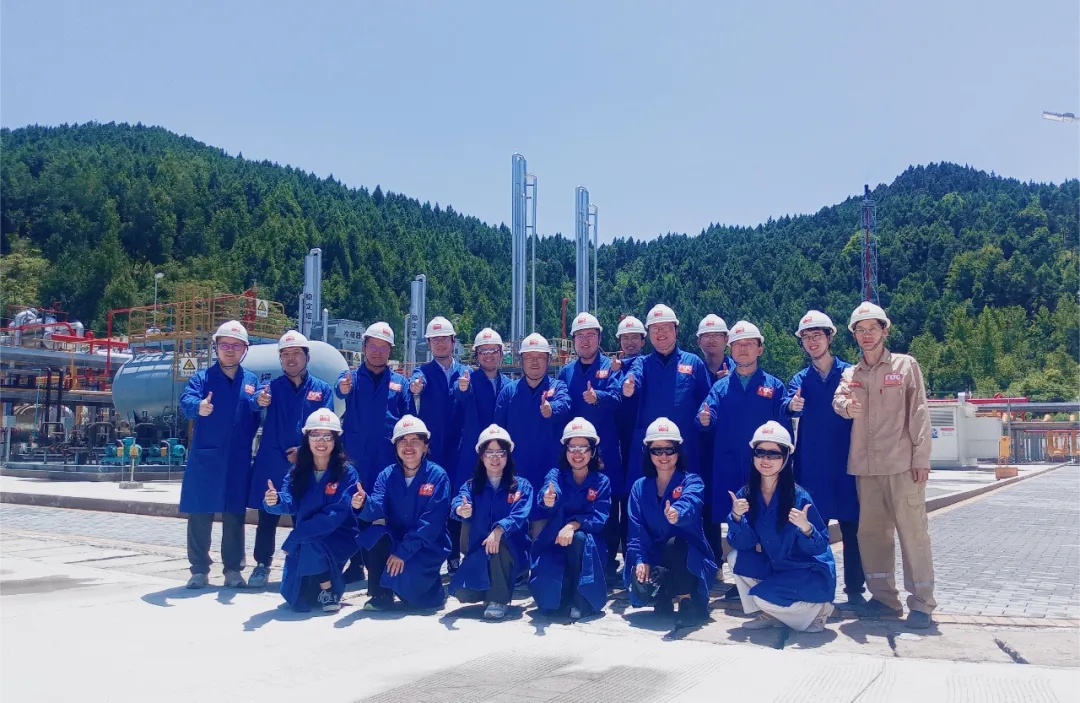 1720169840614331.jpg 海南礦業(yè)舉行油氣業(yè)務(wù)專題投資者交流活動(dòng)7.jpg